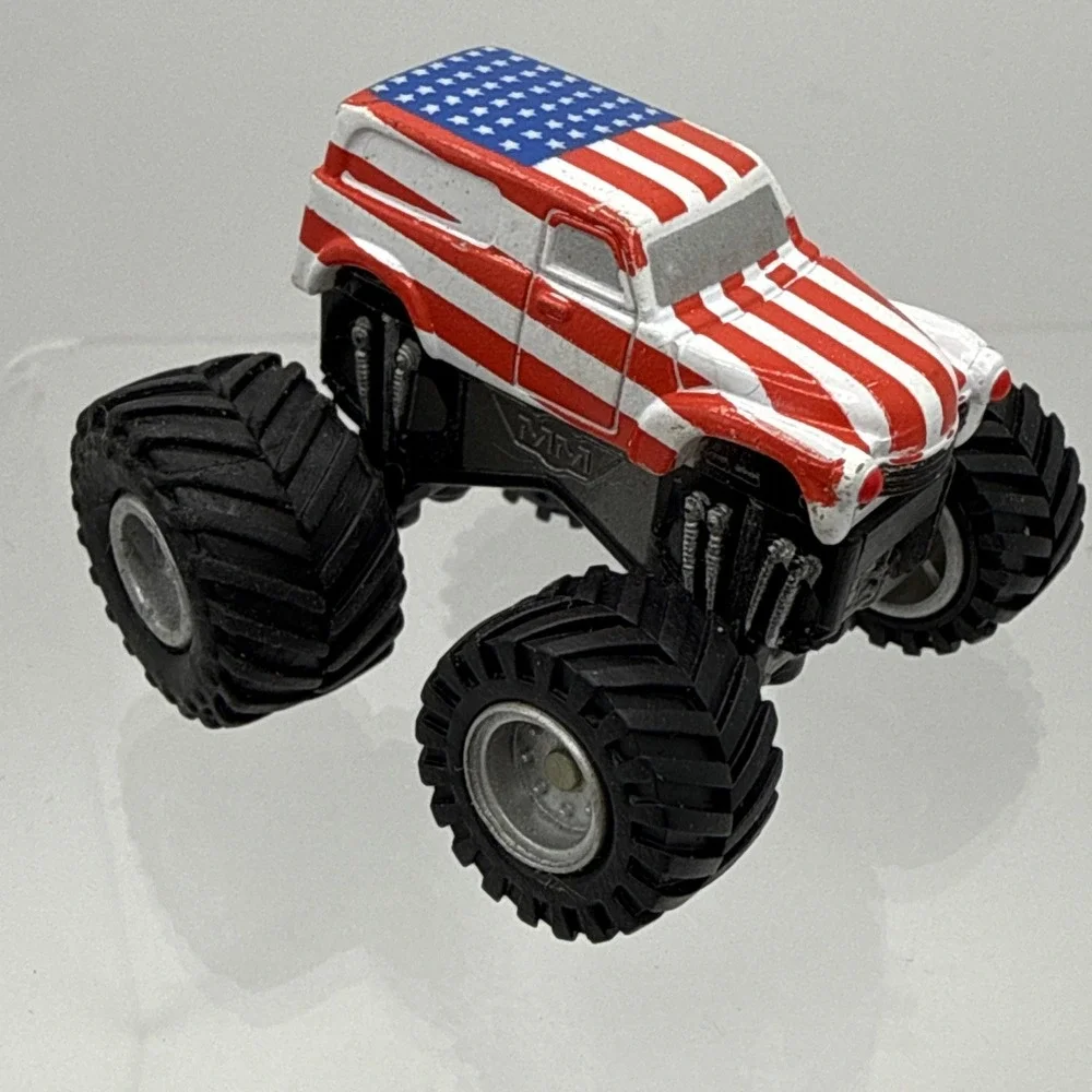 Vintage‎ Micro Machines Tuff Trax Monster Truck Stars and Stripes Rare EUC